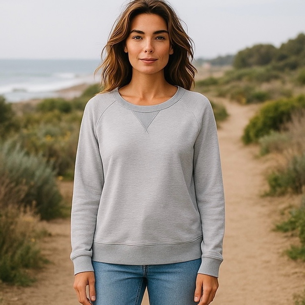 Jaclyn Intimates Top Sweatshirt Long Sleeve Grey Gray Round Neckline